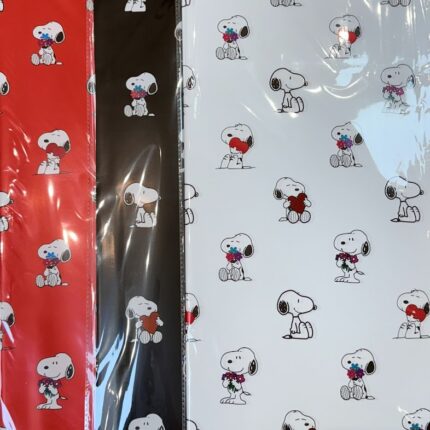 Cute Snoopy Wrapping Paper  